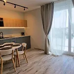 Lodz4-100m Do Piotrkowskiej, Manufaktura, Atlas Arena, Prywatny Parking W Budynku *