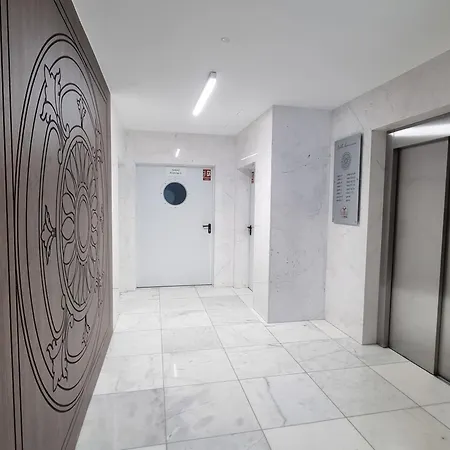 Apartament łódź4-100m Do Piotrkowskiej, Manufaktura, Zoo, Prywatny Parking W Budynku *