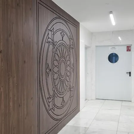 łódź4-100m Do Piotrkowskiej, Manufaktura, Zoo, Prywatny Parking W Budynku Łódź