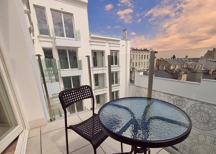 Lodz4-100m Do Piotrkowskiej, Manufaktura, Atlas Arena, Prywatny Parking W Budynku 우치